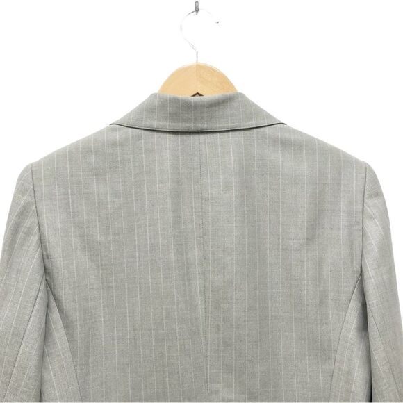 Lafayette 148 Single Button Suit Blazer Gray With Blue Pinstripe Women’s Size 10 - Picture 6 of 11